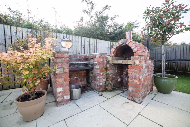 BBQ & pizza oven